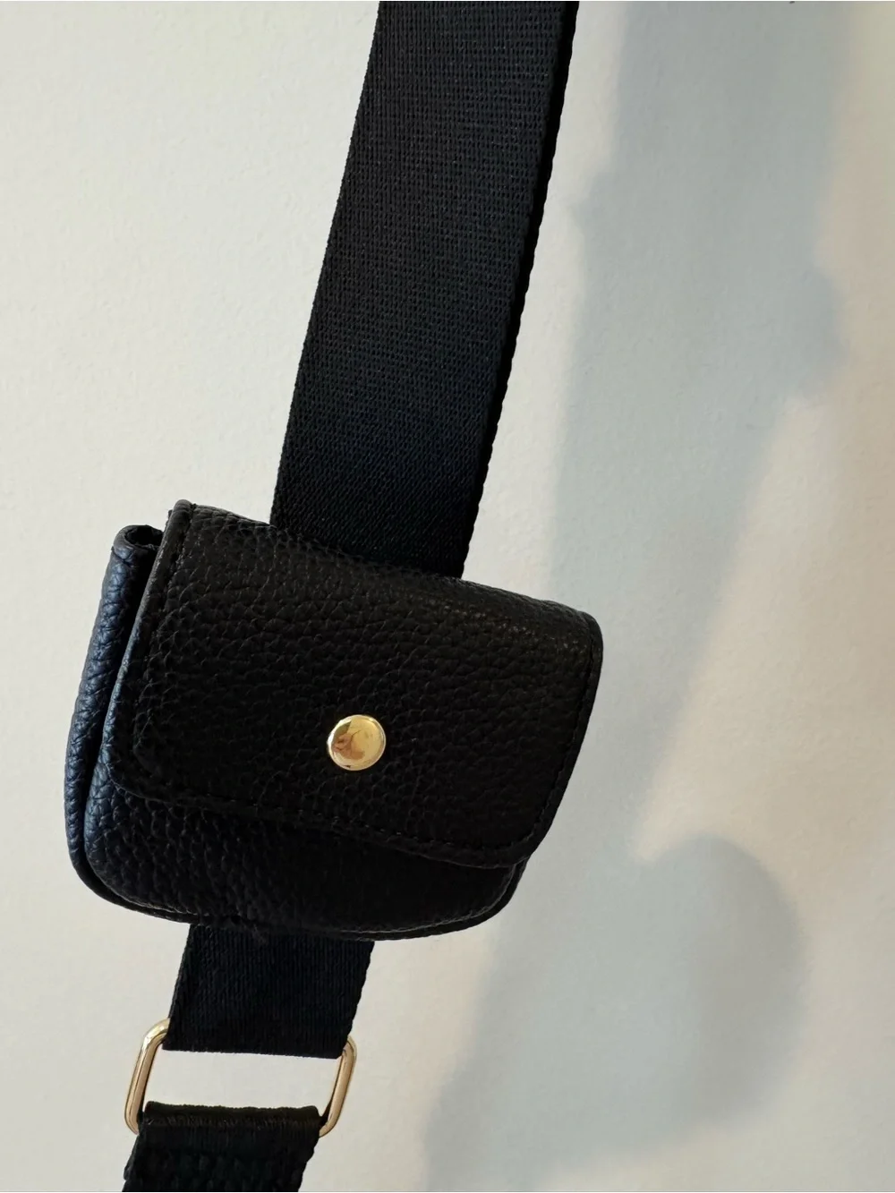 N/A sleek black